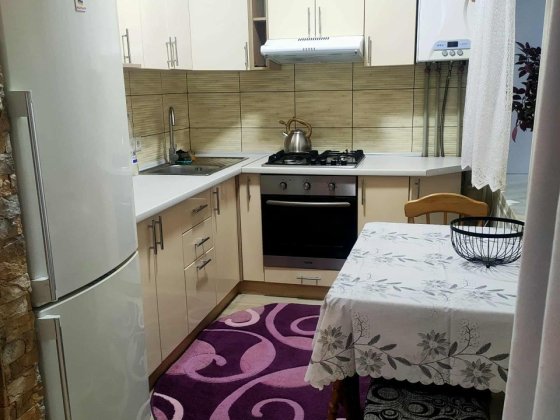 Оренда 2-кімнатної квартири в місті Узин.
Здається затишна 2-кімнатна Узин