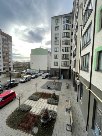 Оренда 2 кімнатної квартири у м Винники - фото 1