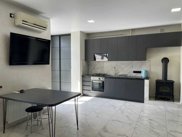 Оренда квартири з власним подвірʼям Винники вул.Сагайдачного новобуд - фото 1