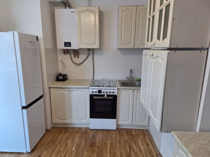 Оренда новобудови по вул. Величковського - фото 1