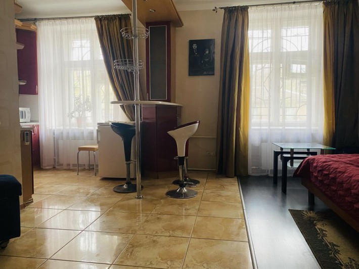 Аренда однакомнатной квартиры в элитном доме в центре - фото 1