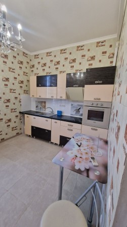 Сдам 1комн квартиру в ЖК 5 Жемчужина на Таирова - фото 1