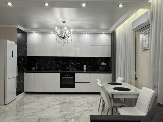 Дизайнерская квартира на Сахарова Ліски