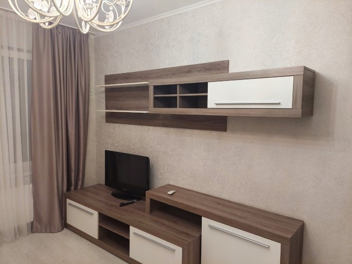 Сдаётся однокомнатная квартира в ЖК Радужный  13 - фото 1