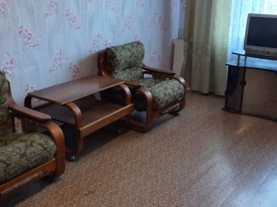 Однокомнатная на Махачкалинской Корсунцы