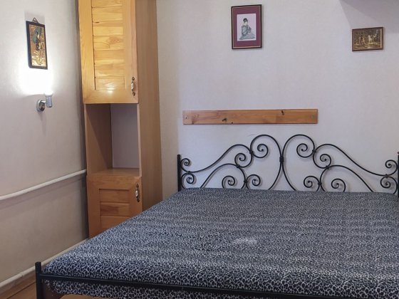 Здається 2 кімнатна квартира Обаров