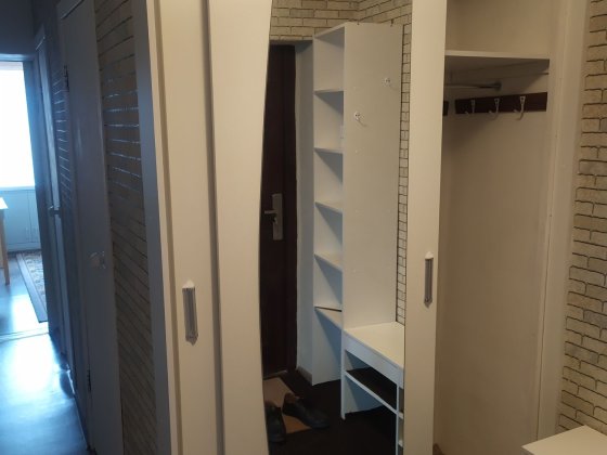 Здам 3 ком кВ на Байрона Горбані