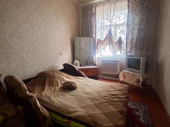 Здам кімнату у гуртожитку, р-н костьолу Кам'янець-Подільський