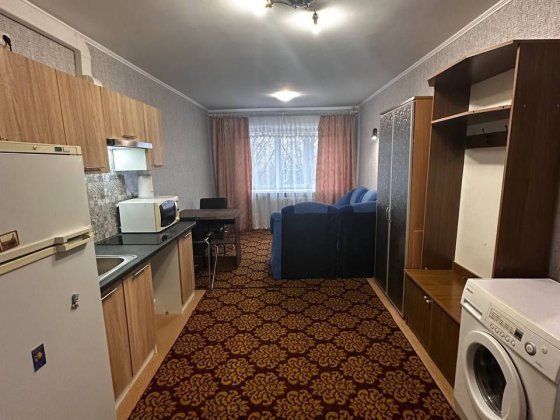 Здається кімната після ремонту в гуртожитку Вишневое