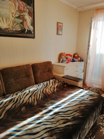 Здам комнату в квартире для девочки, женщины. - фото 1