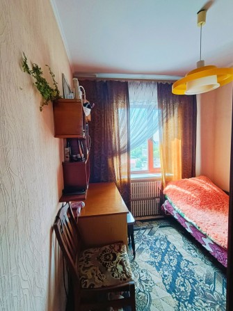 Оренда кімнати для проживання дівчини. 12 школа. - фото 1