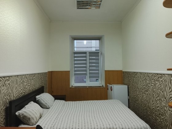 Центр Площа Філармонії 5000 грн +к.п Черновцы