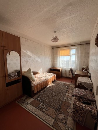 Кімната в двокімнатній - фото 1