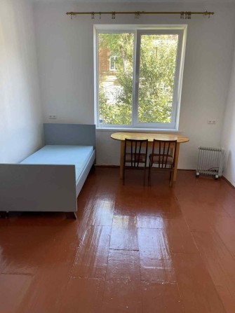 Оренда кімнати в гуртожитку вул.Прутська(р-н Масшзавод) - фото 1