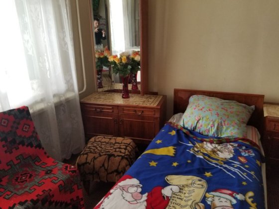 Комната  в Центре для девушки, Посредник Черновцы