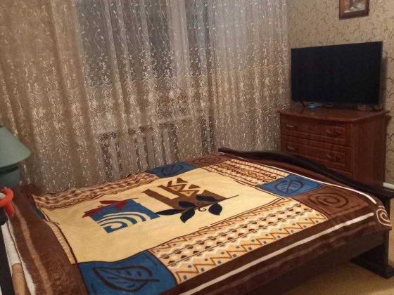 Здається кімната р-н Шкільної у 3кім квартирі для дівчини. Черкаси