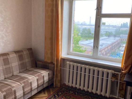 Здається кімната біля м . Нивки , без комісіі Київ