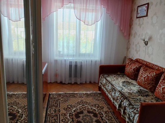 Кімната в сімейному гуртожитку на Київській Винница