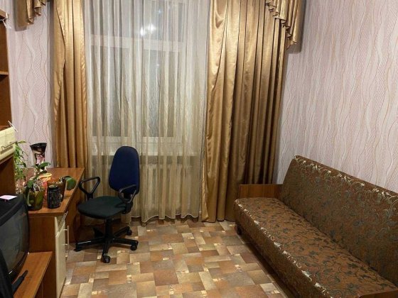 оренда кімнати в гуртожитку Севастопольська площа Київ