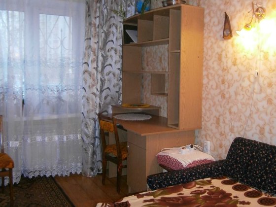 метро  Позняки.Комната  для 1 девушки ул.Ахматовой 23 Киев