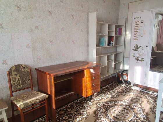 Здам гостинку метро Дарниця, вул. Новаторів ( поруч Алмаатинська) Київ