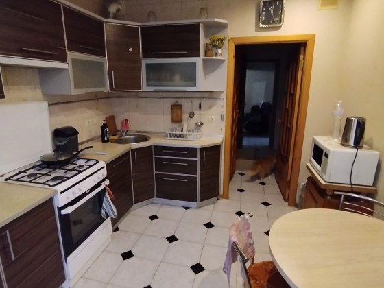 Сдам 2 комнати в 3-х кімнатній квартирі