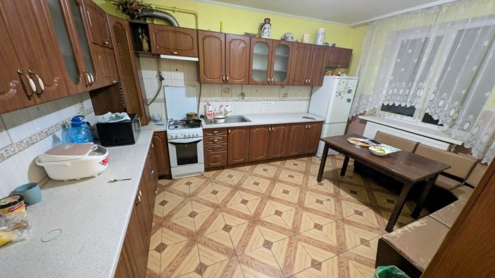 Оренда ізольованої кімнати БЕЗ ВЛАСНИКІВ вул Виговського - фото 1