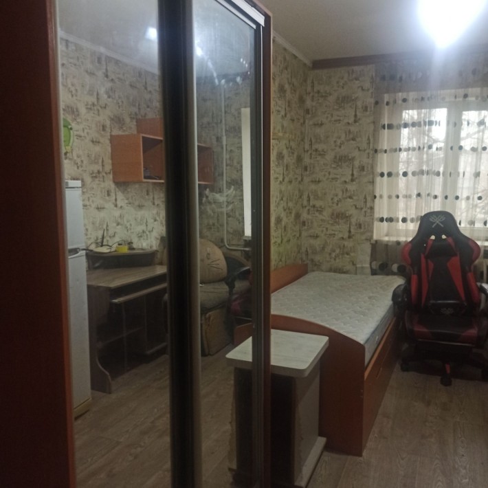 Сдаю 7-я Пересыпская комната- 13м, 2-йэт/ 5эт- 2000гр - фото 1