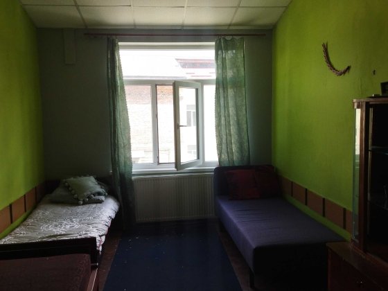 Кімната Б.Хмельницького р-н Підзамче біля центру для 1-2 ос закр на кл Львів