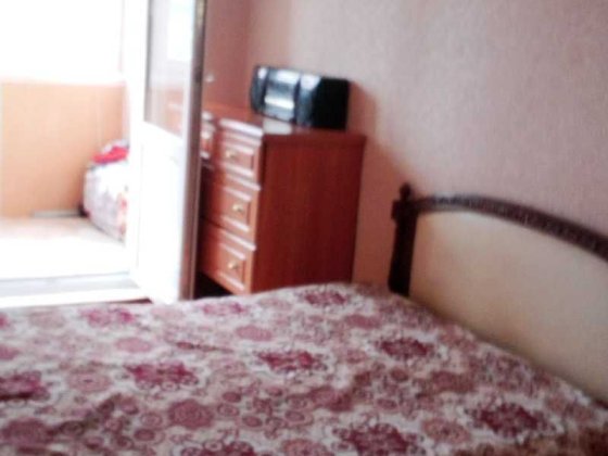 м.Левобережная.Комната с балконом для  1-2 человек  Днепровская Наб. 9 Київ