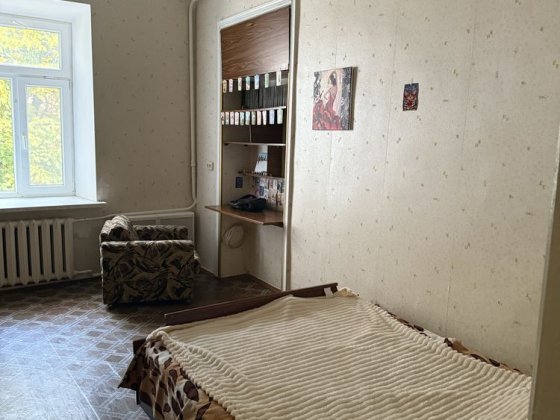 М. Однса  Центр Шукаю сусідку в квартиру  .Спокійну ,тиху дівчинку Одеса