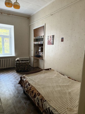 М. Однса  Центр Шукаю сусідку в квартиру  .Спокійну ,тиху дівчинку - фото 1