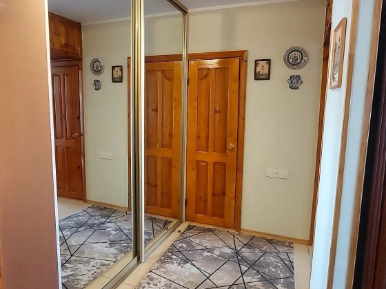 Оренда кімнати у 2к квартирі для дівчини, проспект Науки Киев