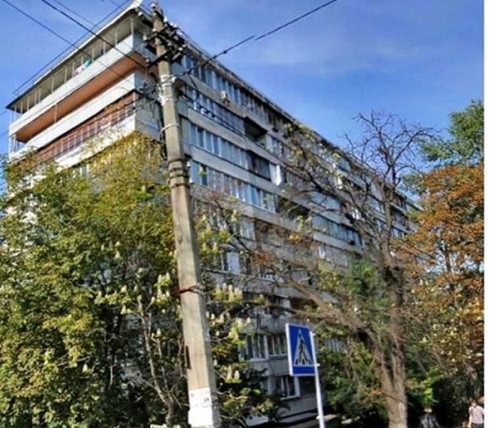 здам кімнату. метро Почайна. Дорогожичі - фото 1