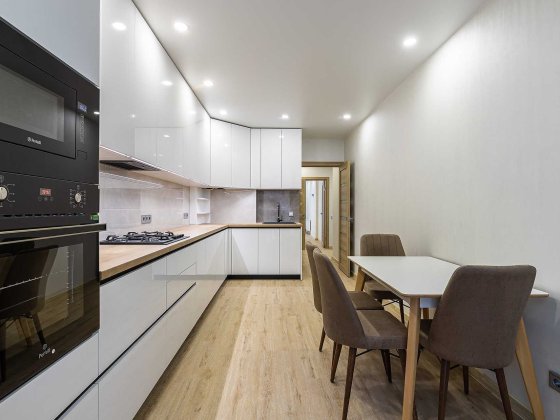 Здається 2 кімнатна квартира по вул. Малоголосківська Львів