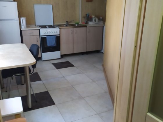 Сдам 3- х комнатную квартиру под Хостел Киев