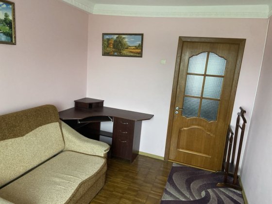 Здам Кімнату в 3 кімнатній Київ