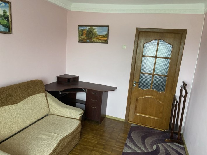 Здам Кімнату в 3 кімнатній - фото 1