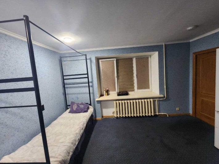 кімната 20 кв/м у квартирі біля станції метро Чернігівська - фото 1