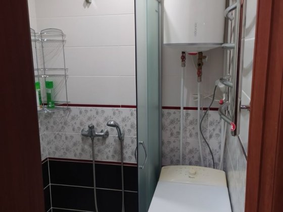 Здам кімнату в 3 кімнатній квартирі, Капніст 10 a Київ