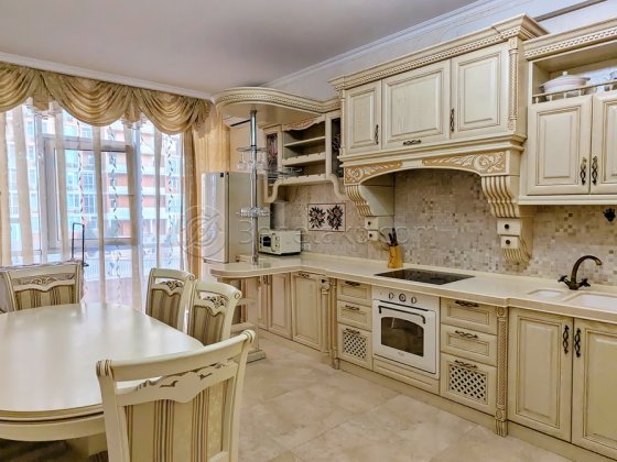 Уютная квартира в двумя спальнями в Аркадии.