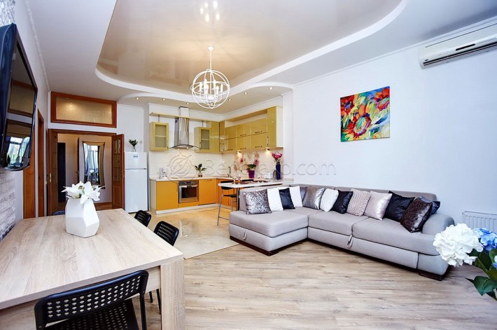 Апартаменты с тремя спальнями в Ж/К «Аркадийский дворец» - фото 1