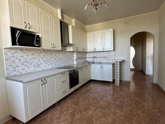 Продам 2хком на Королева Одесса