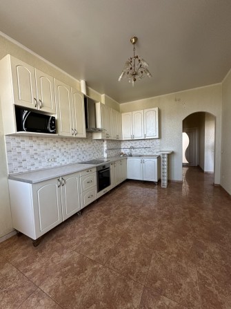 Продам 2хком на Королева - фото 1