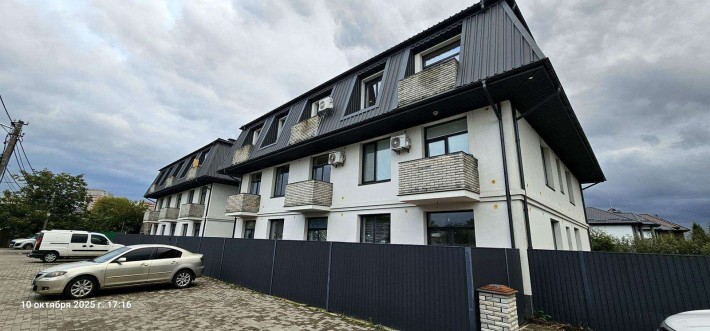 Продаж 2-к квартири вул. Вчительська 16 - фото 1