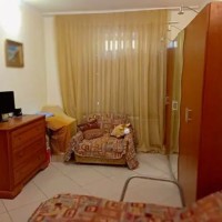 Продаж 1-к квартири вул. Віктора Ярмоли 38 Київ