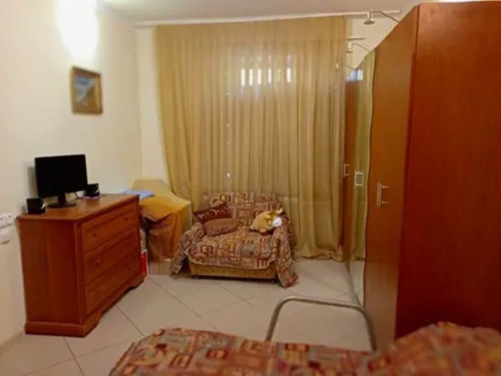 Продаж 1-к квартири вул. Віктора Ярмоли 38 - фото 1