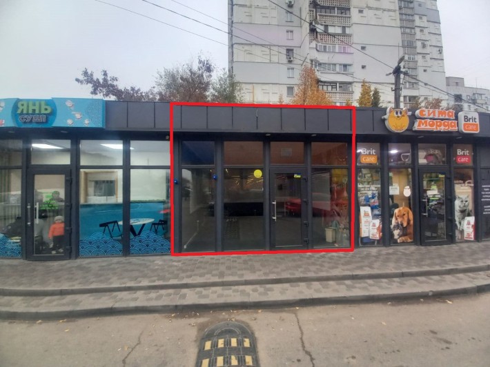 Нове Оренда Приміщення на червоній лінії біля "Варусу", Проспект Миру - фото 1