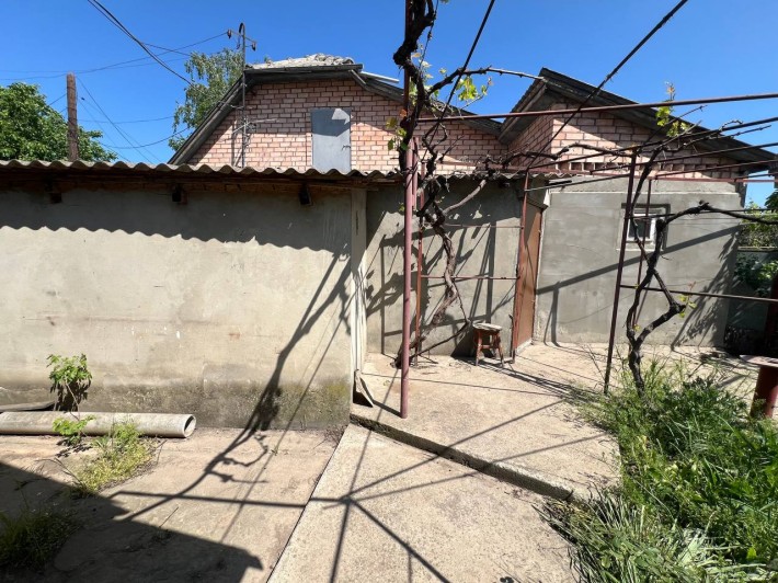 Продажа отдельной 1/2 Части Дома ул.Краснодонская - фото 1