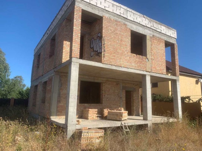 Недобудований будинок - фото 1